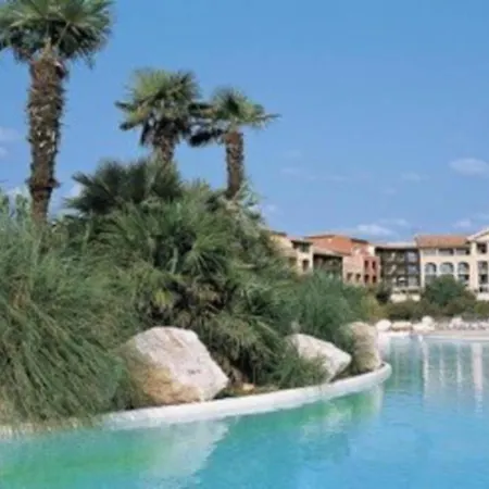 Golfe De St Tropez T2 Acces Direct Plage, Piscine 아파트