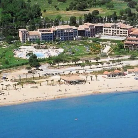 Golfe De St Tropez T2 Acces Direct Plage, Piscine