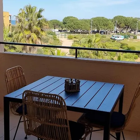 Golfe De St Tropez T2 Acces Direct Plage, Piscine * 가신