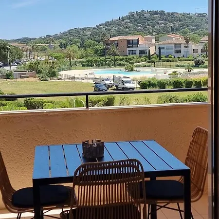 Golfe De St Tropez T2 Acces Direct Plage, Piscine 아파트 *